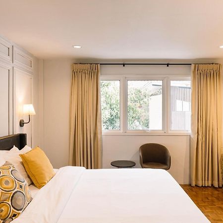เดอะ เมลโลว์ พิลโลว์ แอท เชียงใหม่ เกท  Hotel ภายนอก รูปภาพ