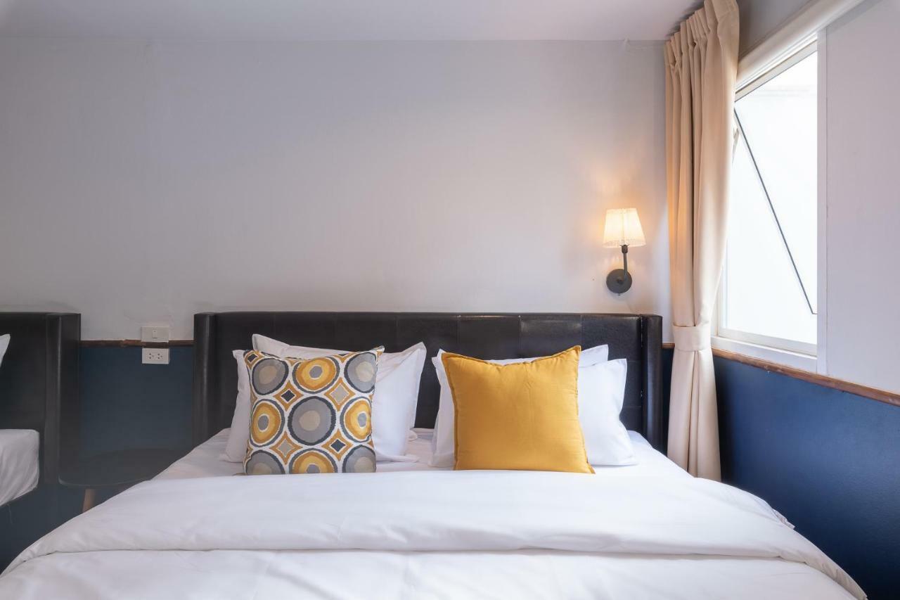 เดอะ เมลโลว์ พิลโลว์ แอท เชียงใหม่ เกท  Hotel ภายนอก รูปภาพ