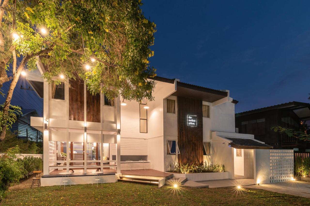 เดอะ เมลโลว์ พิลโลว์ แอท เชียงใหม่ เกท  Hotel ภายนอก รูปภาพ